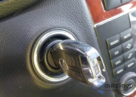 2005 Mercedes-Benz C 240 Luxury 4Matic из США, поврежденный, VIN WDBRF81J45F697008